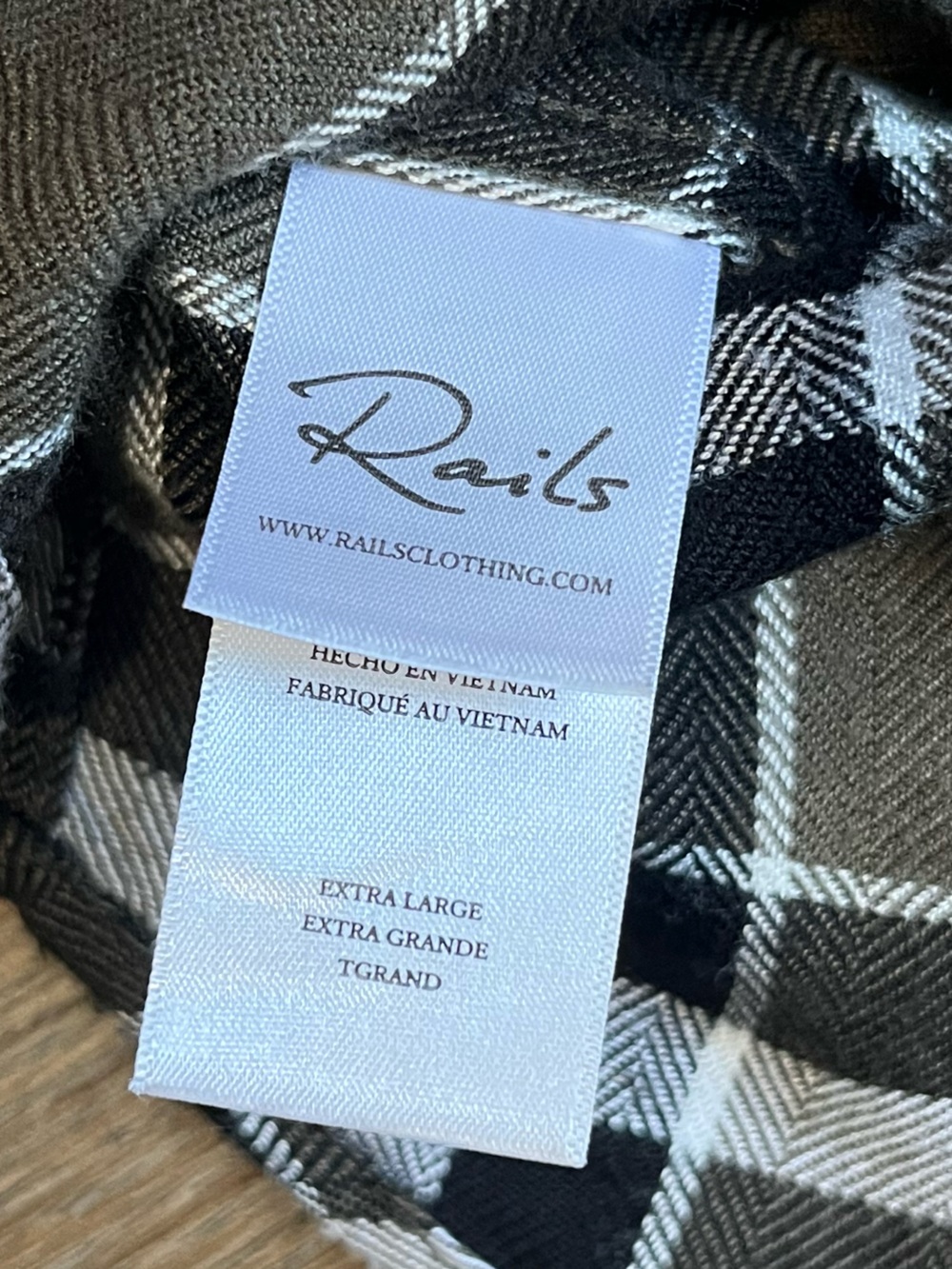 Rails Hunter Plaid Flannel Shirt | Women's XL | Kalamata Black | Olive Plaid - Picture 9 of 9
